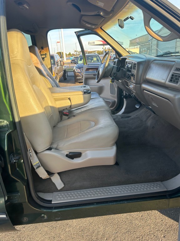 2000 Ford F-250 Image 8