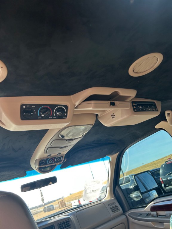2003 Ford Excursion Image 8