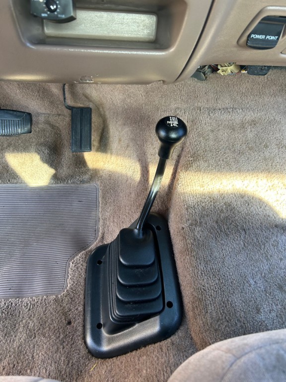 1995 Ford F-150 Image 10