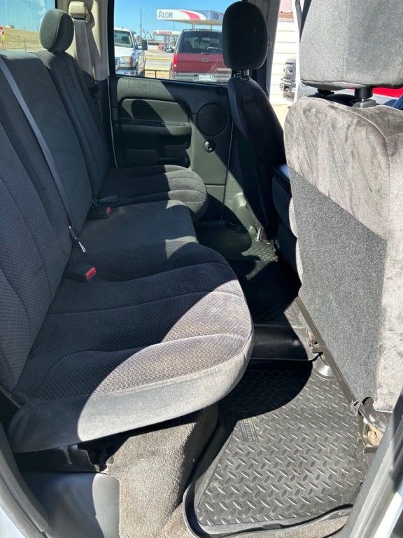 2005 Dodge Ram 2500 Image 8