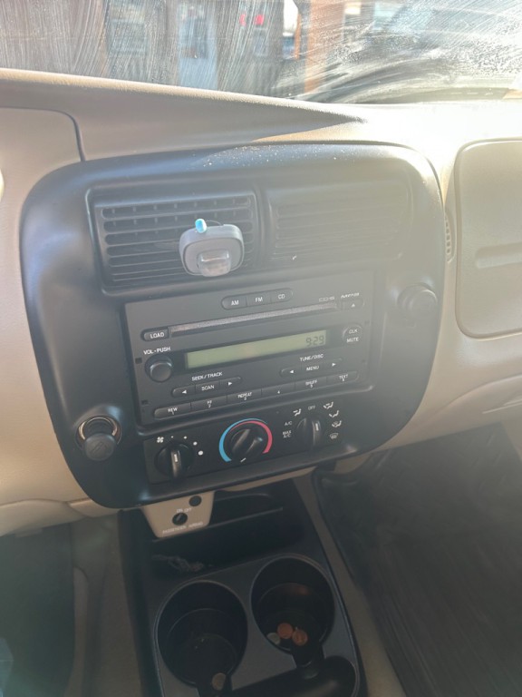 2004 Ford Ranger Image 12