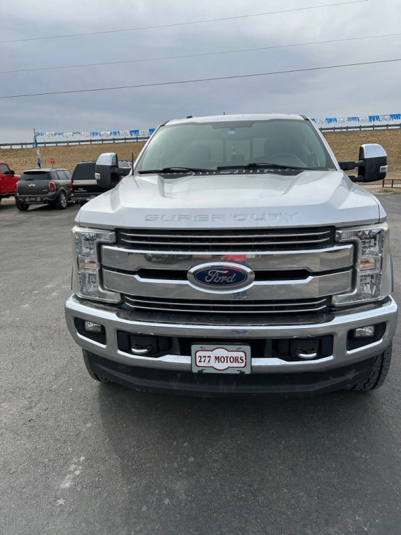 2018 Ford F-250 Image 2