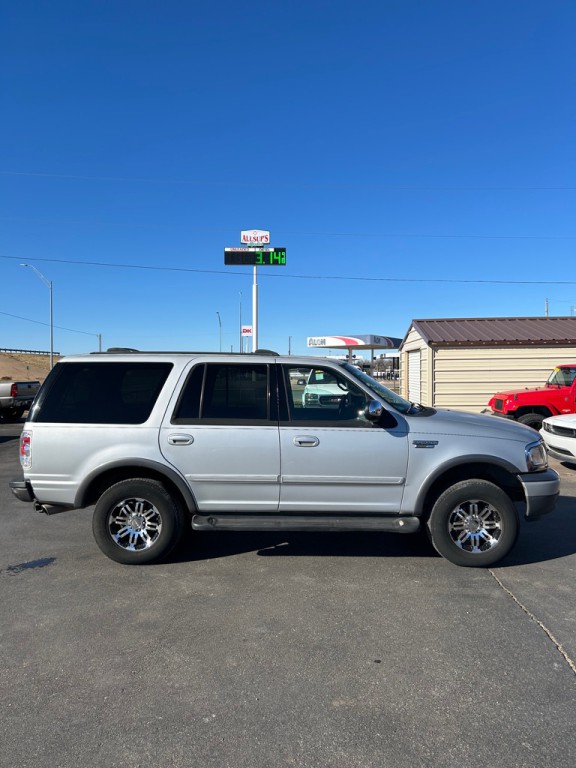 2002 Ford Expedition Image 3