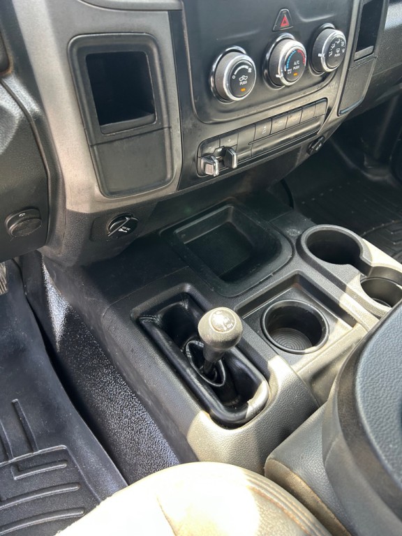 2017 RAM 3500 Image 16