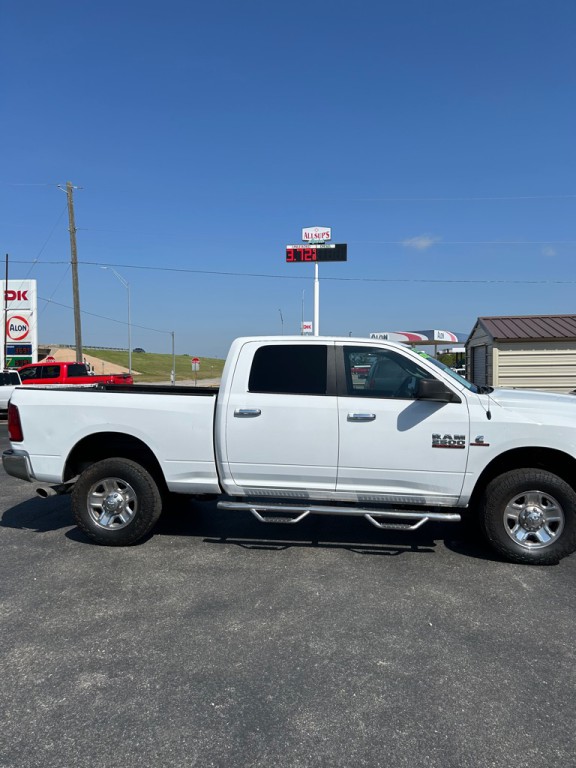2015 RAM 2500 Image 3