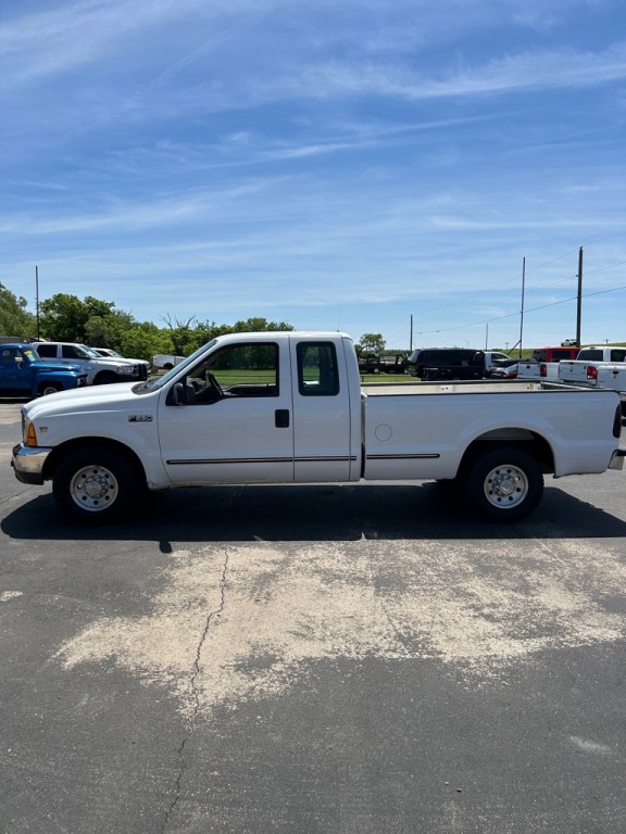 1999 Ford F-250 Image 1
