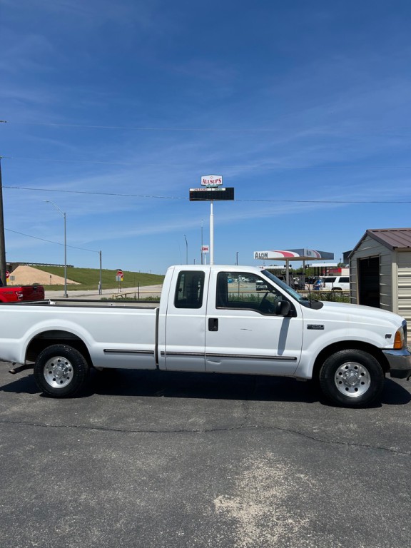 1999 Ford F-250 Image 3