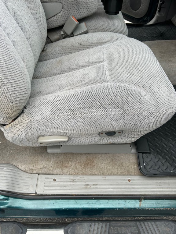 1997 Chevrolet C/K Image 8