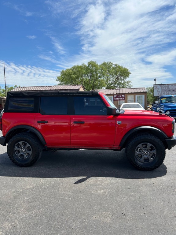 2021 Ford Bronco Image 3