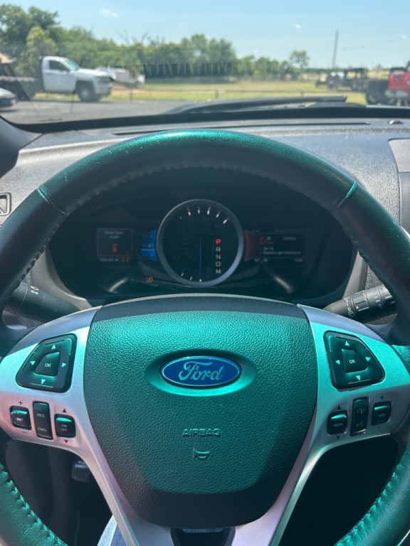 2015 Ford Explorer Image 11
