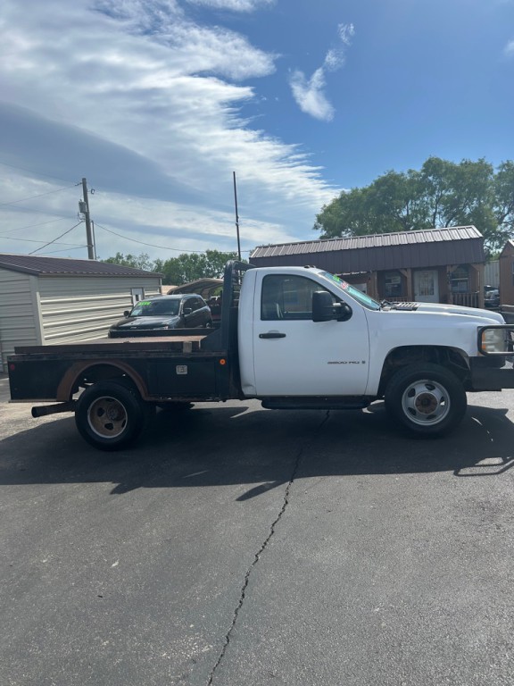 2008 Chevrolet Silverado 1500 Image 3