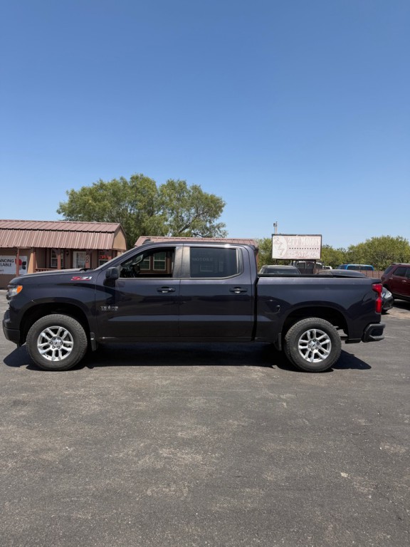 2022 Chevrolet Silverado 1500 Image 3