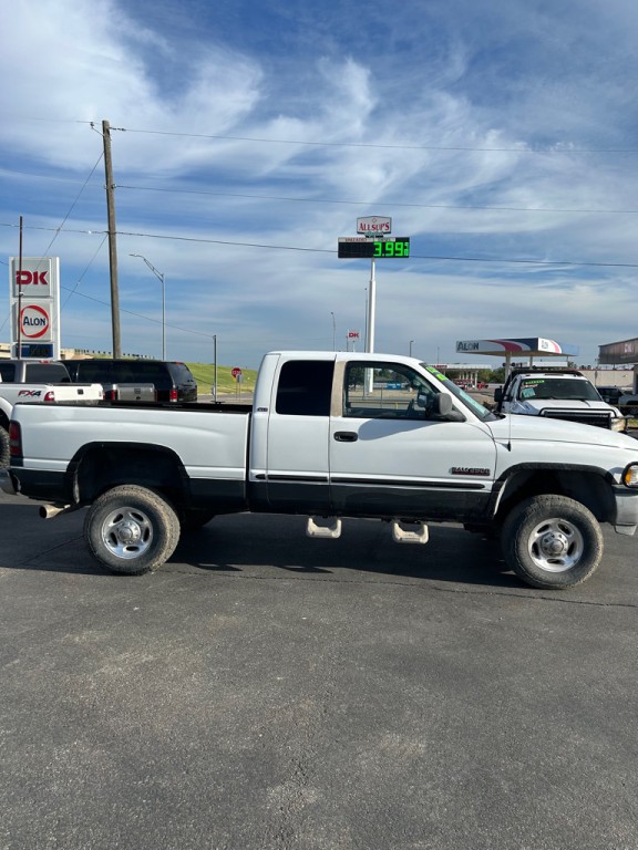 2001 Dodge Ram 2500 Image 2