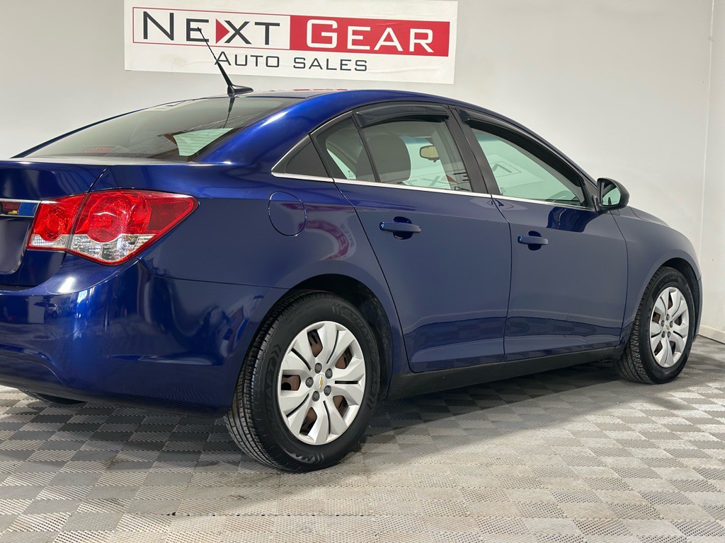 2012 Chevrolet Cruze Image 9