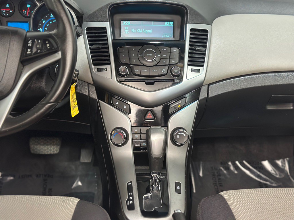 2012 Chevrolet Cruze Image 15