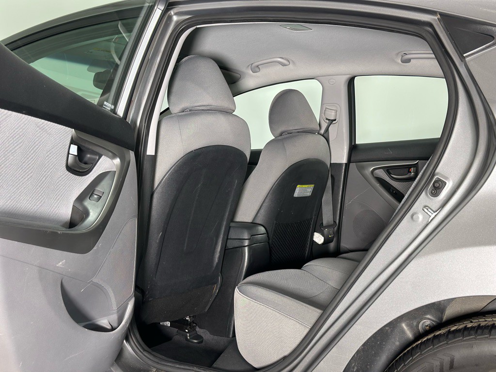 2013 Hyundai Elantra Image 10