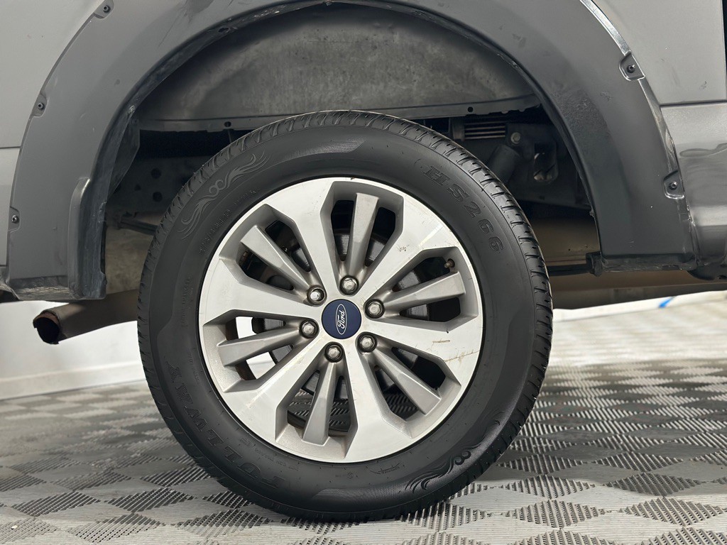 2018 Ford F-150 Image 35