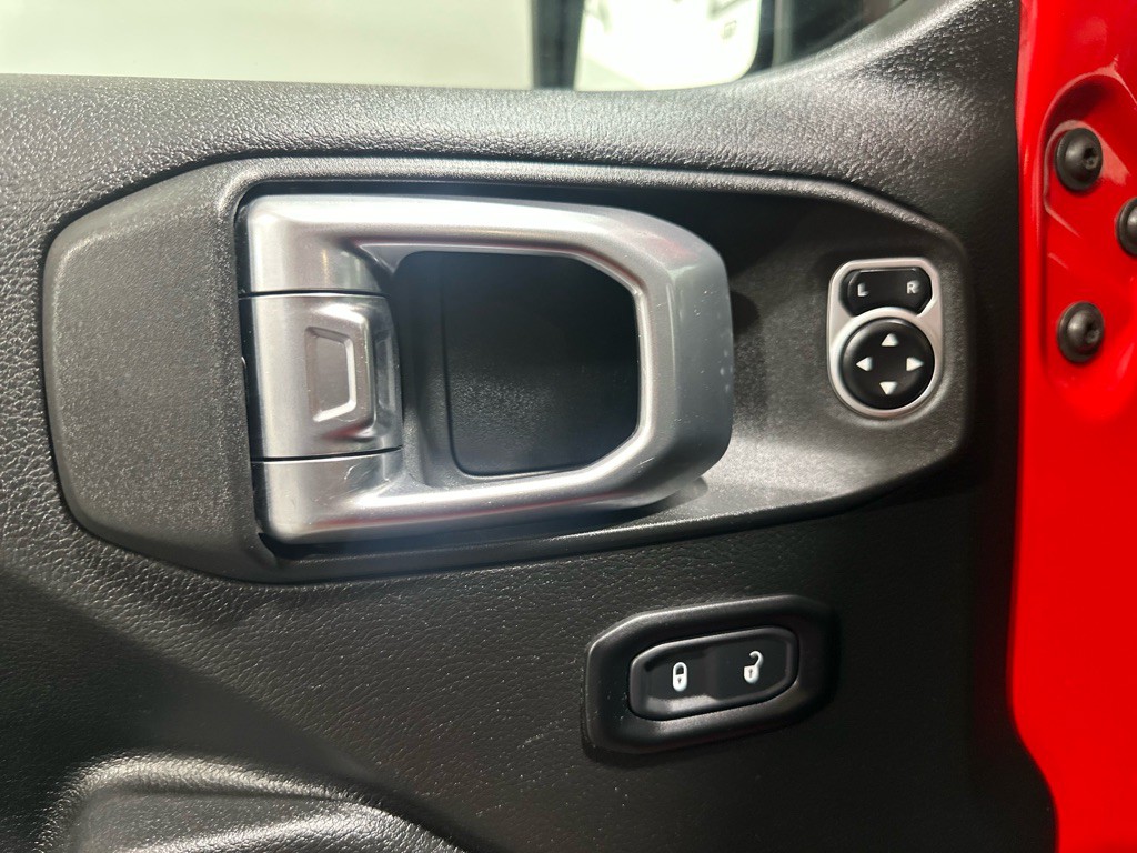 2019 Jeep Wrangler Unlimited Image 32