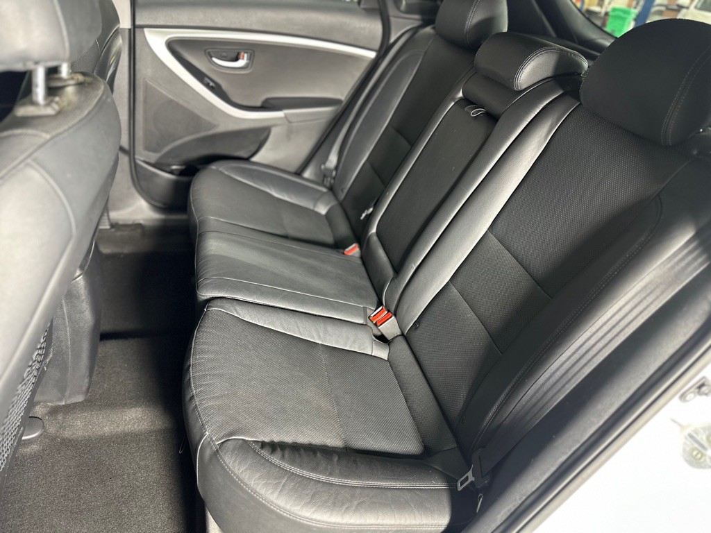 2014 Hyundai Elantra Image 26
