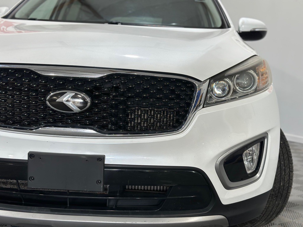 2016 Kia Sorento Image 7