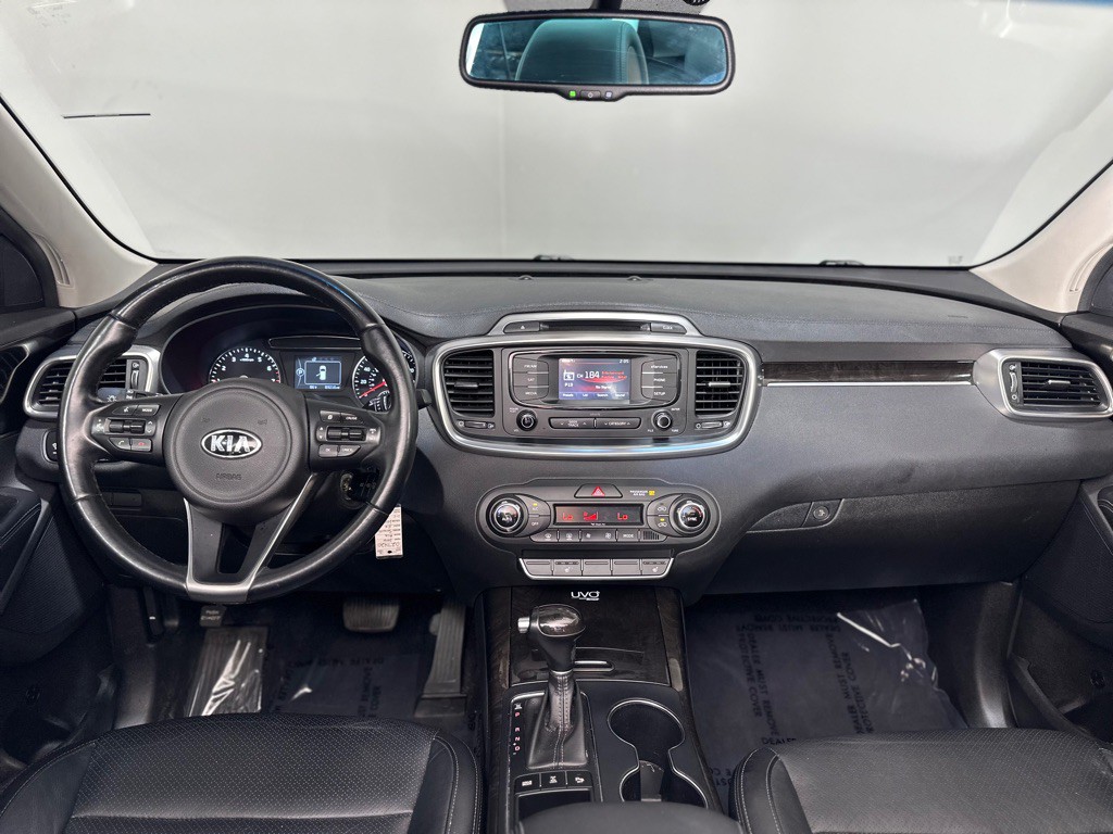 2016 Kia Sorento Image 13