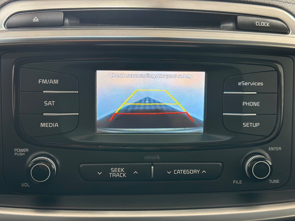 2016 Kia Sorento Image 21