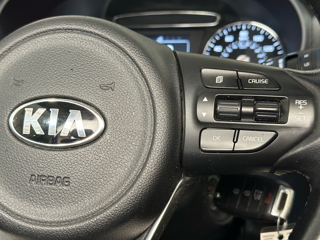 2016 Kia Sorento Image 30