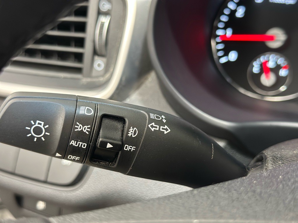 2016 Kia Sorento Image 32