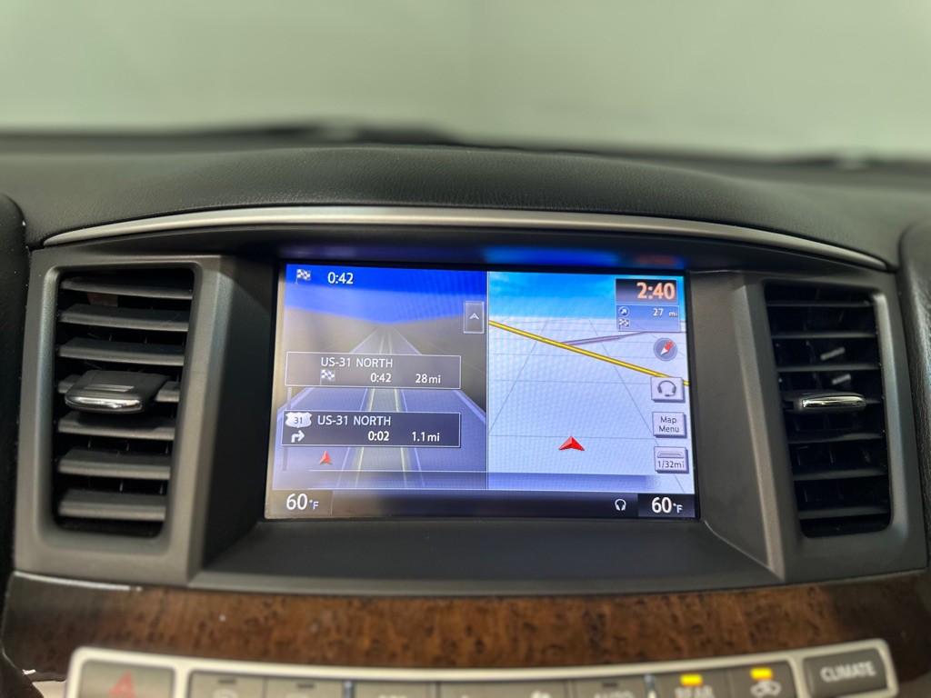 2013 INFINITI JX35 Image 18