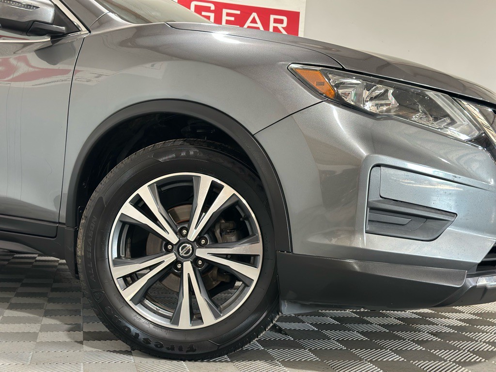 2019 Nissan Rogue Image 3