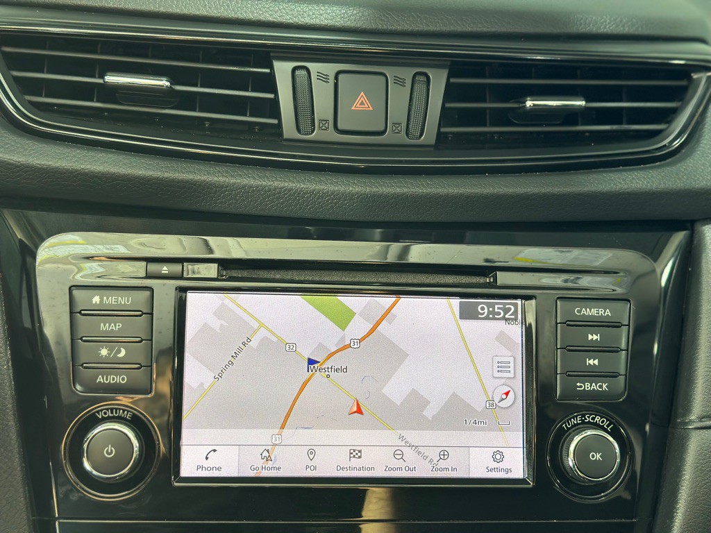 2019 Nissan Rogue Image 17