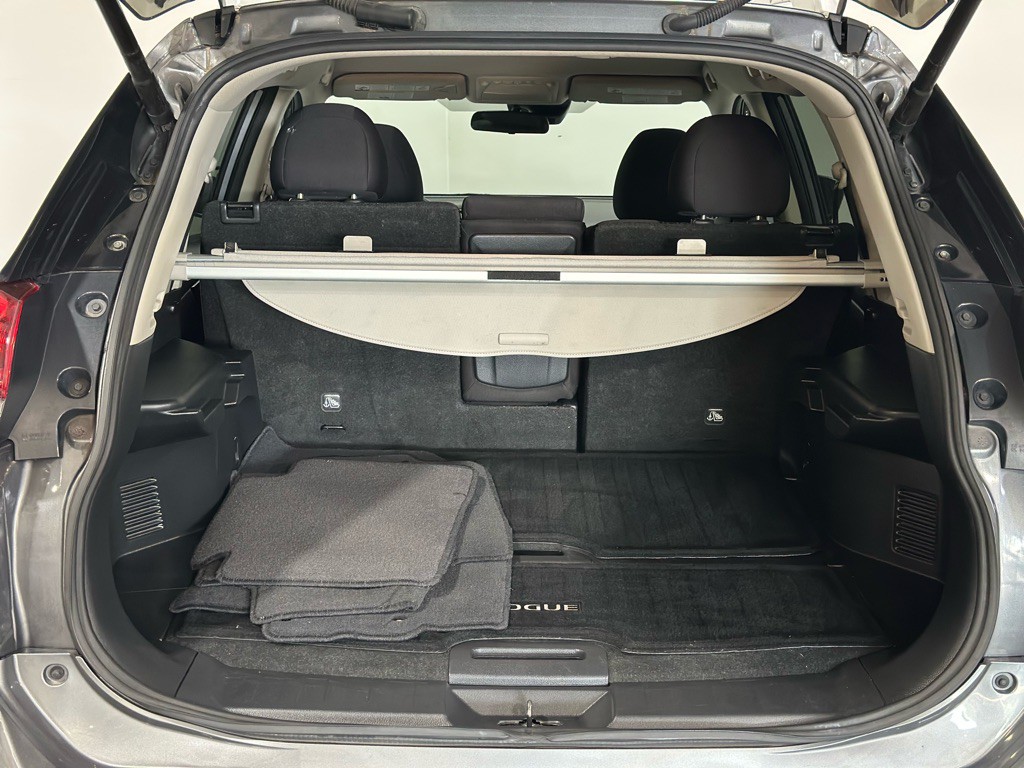 2019 Nissan Rogue Image 42