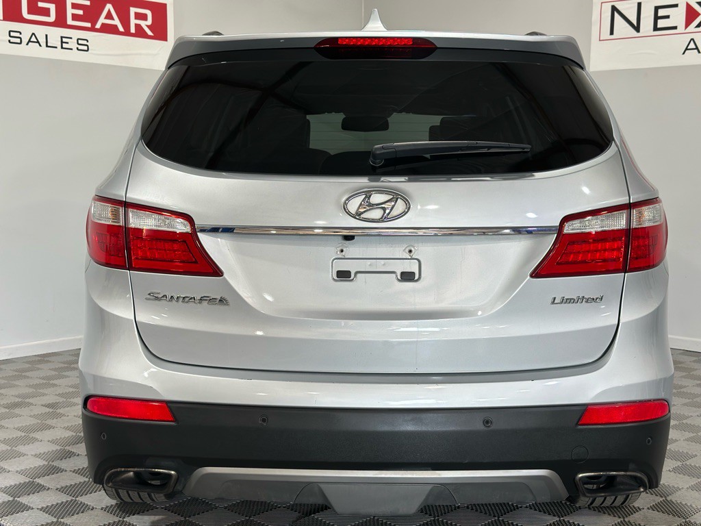 2014 Hyundai Santa Fe Image 9