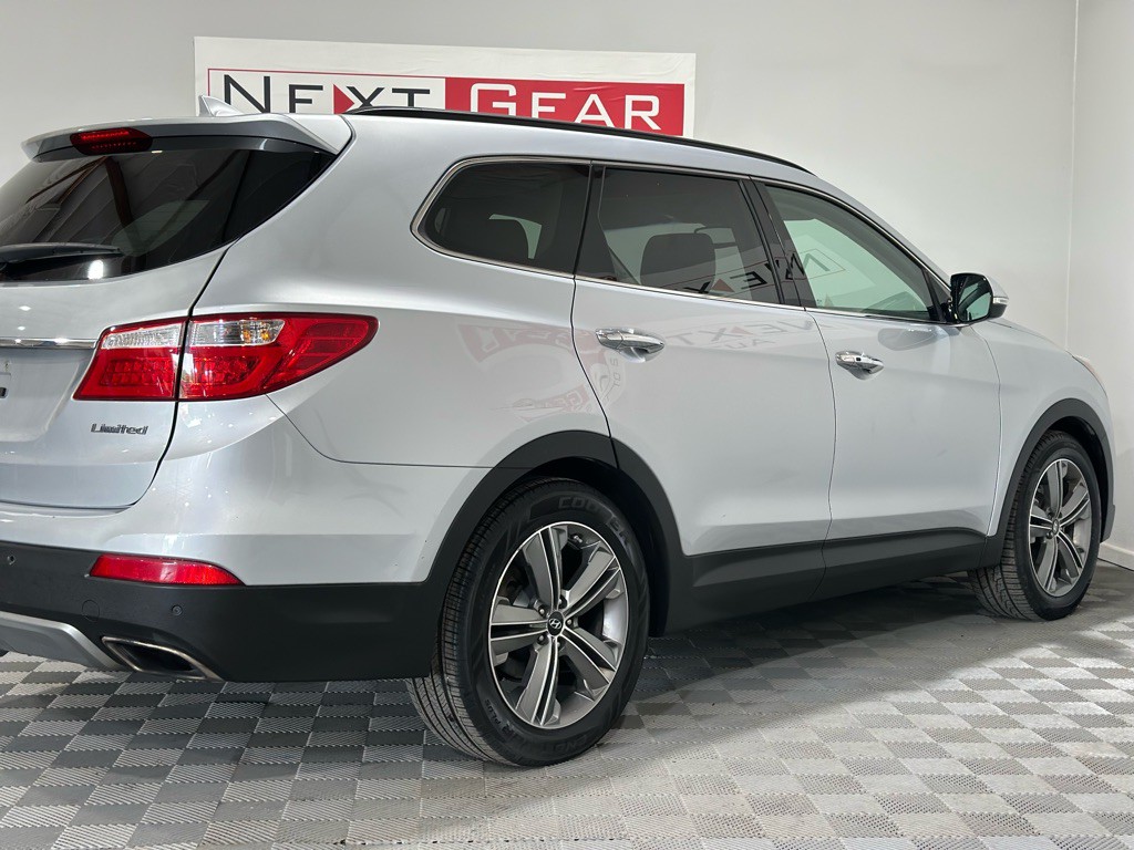2014 Hyundai Santa Fe Image 10
