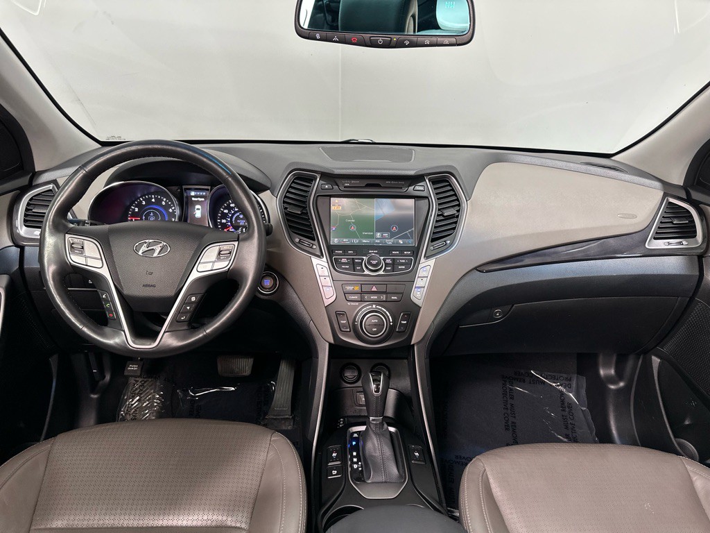 2014 Hyundai Santa Fe Image 14