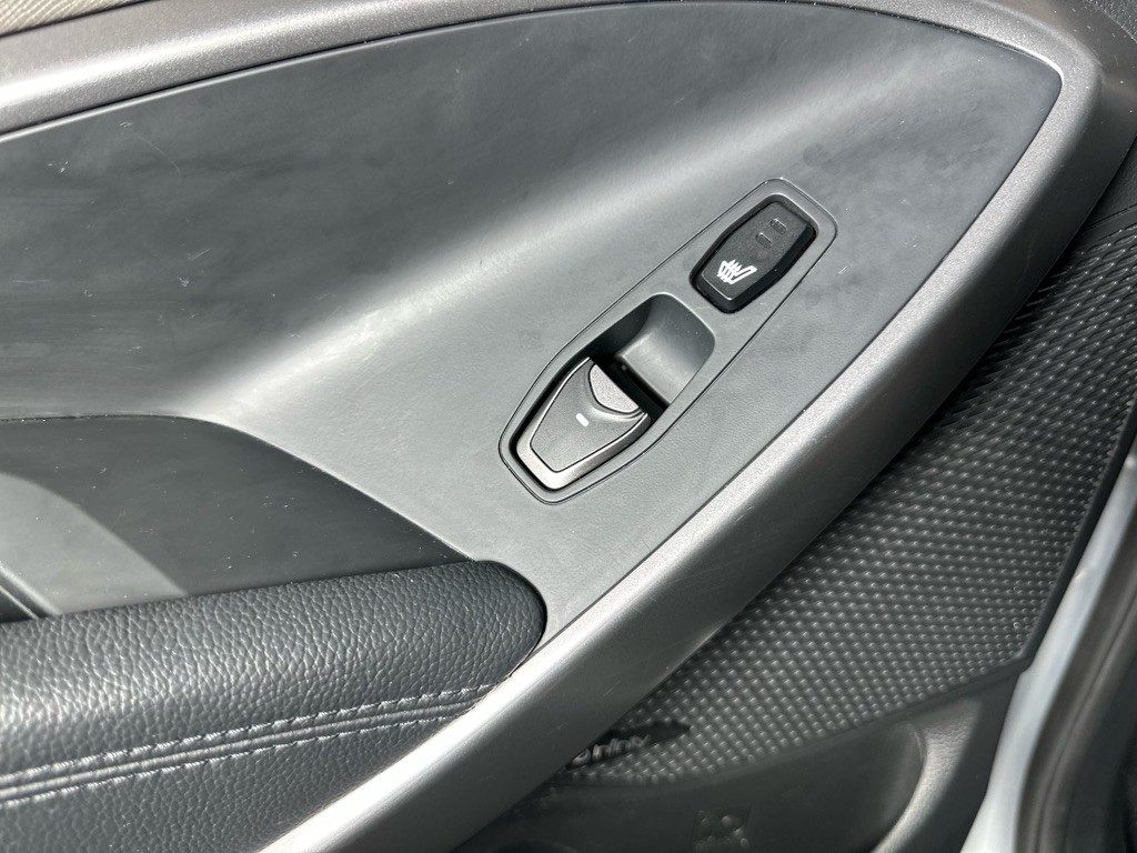 2014 Hyundai Santa Fe Image 33