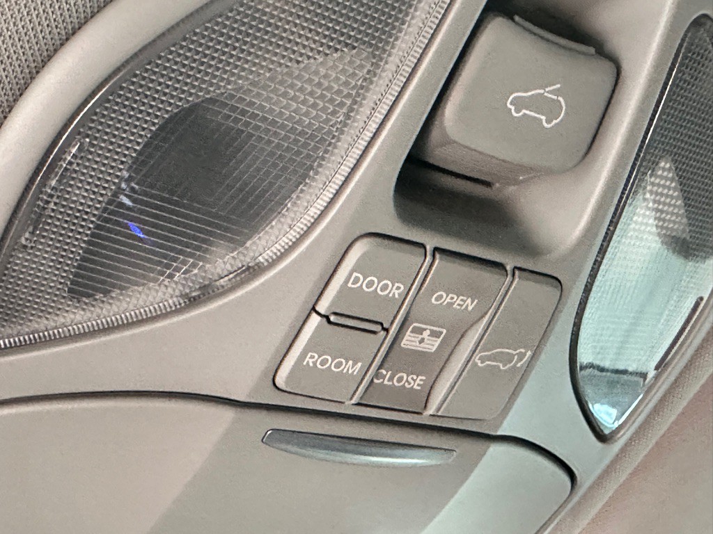 2014 Hyundai Santa Fe Image 38