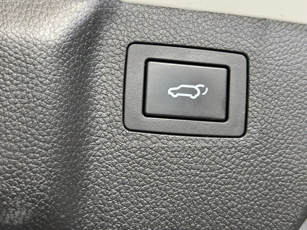 2014 Hyundai Santa Fe Image 44