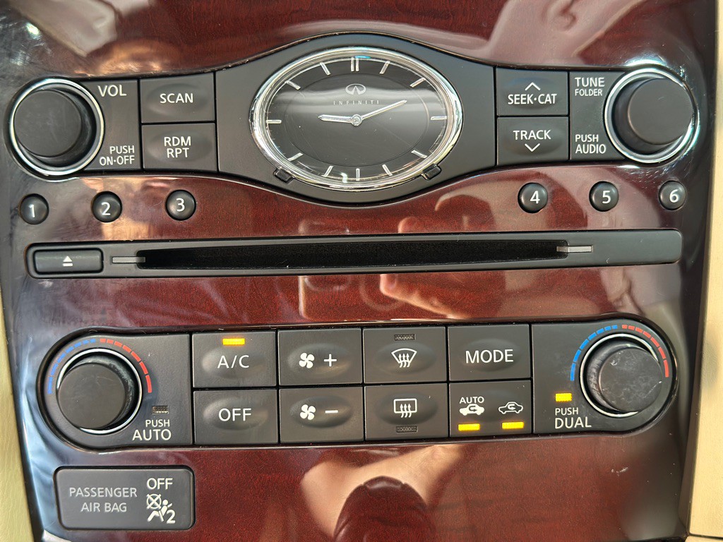 2017 INFINITI QX50 Image 18