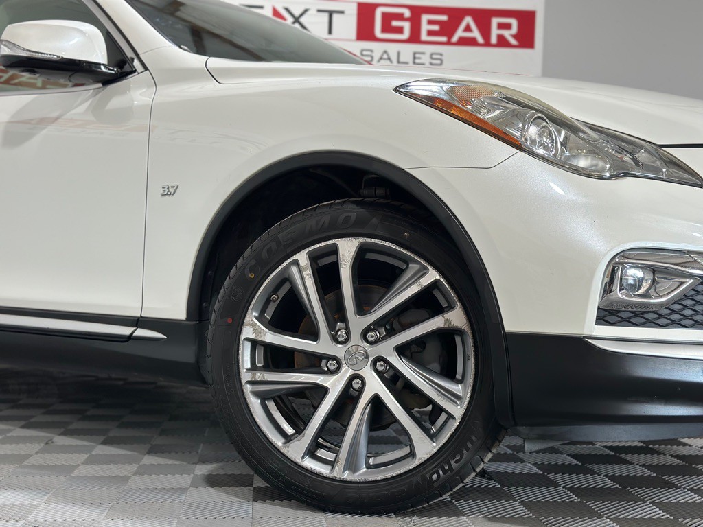 2017 INFINITI QX50 Image 42