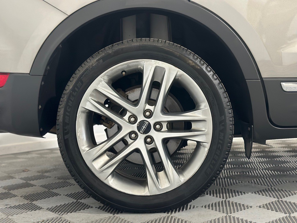 2016 Lincoln MKC Image 43