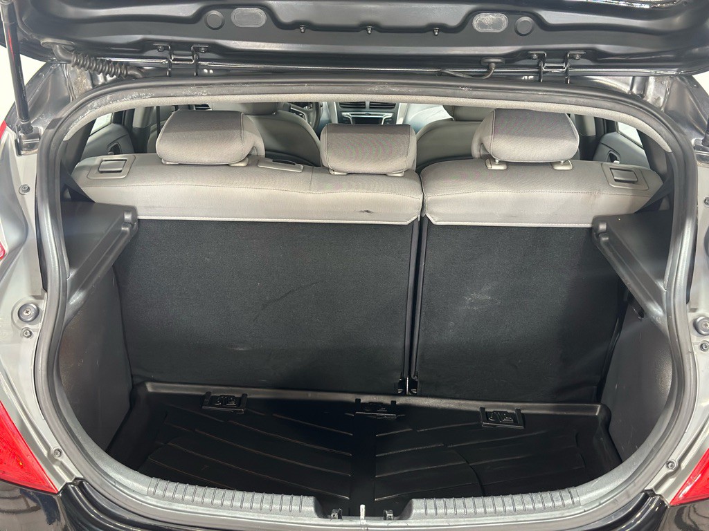 2015 Hyundai Accent Image 26