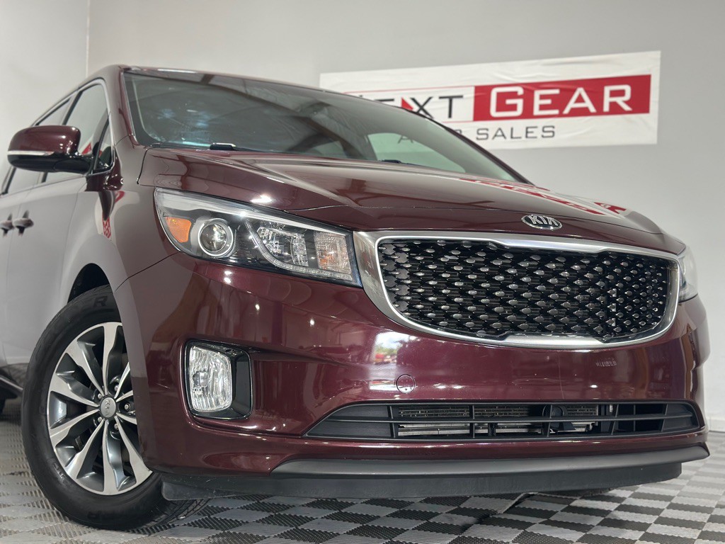 2016 Kia Sedona Image 3