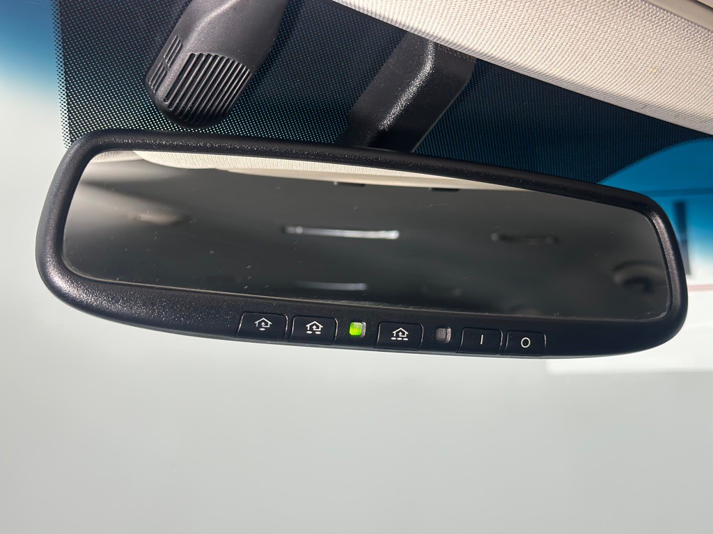 2016 Kia Sedona Image 45