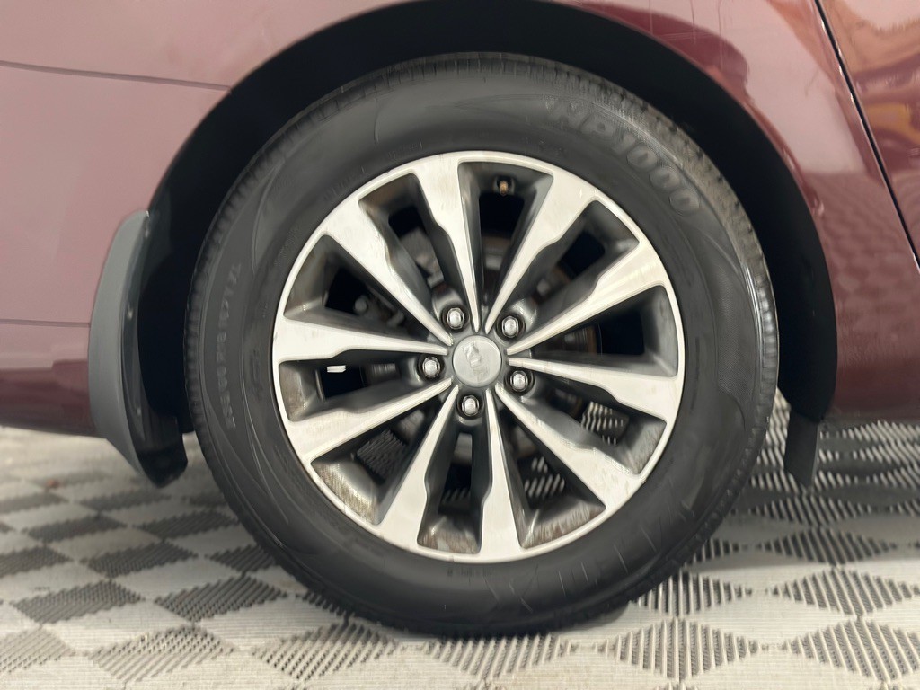 2016 Kia Sedona Image 51