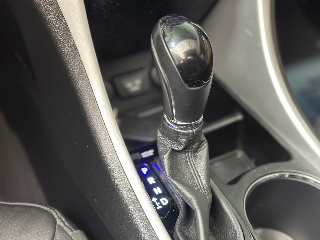 2013 Hyundai Sonata Image 19