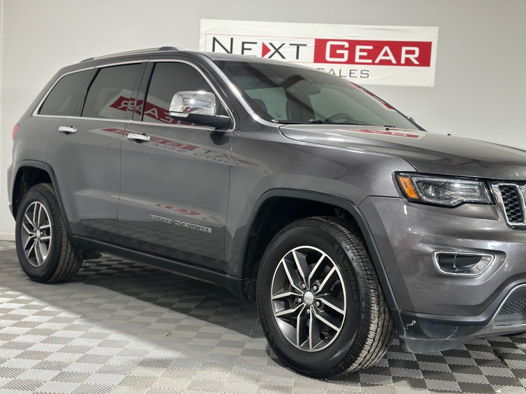 2018 Jeep Grand Cherokee Image 2