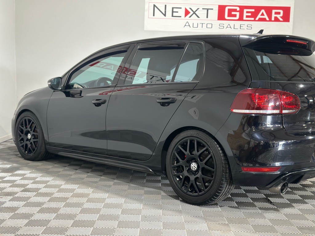 2012 Volkswagen GTI Image 6