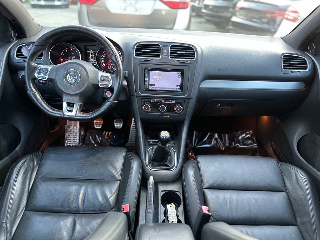 2012 Volkswagen GTI Image 13