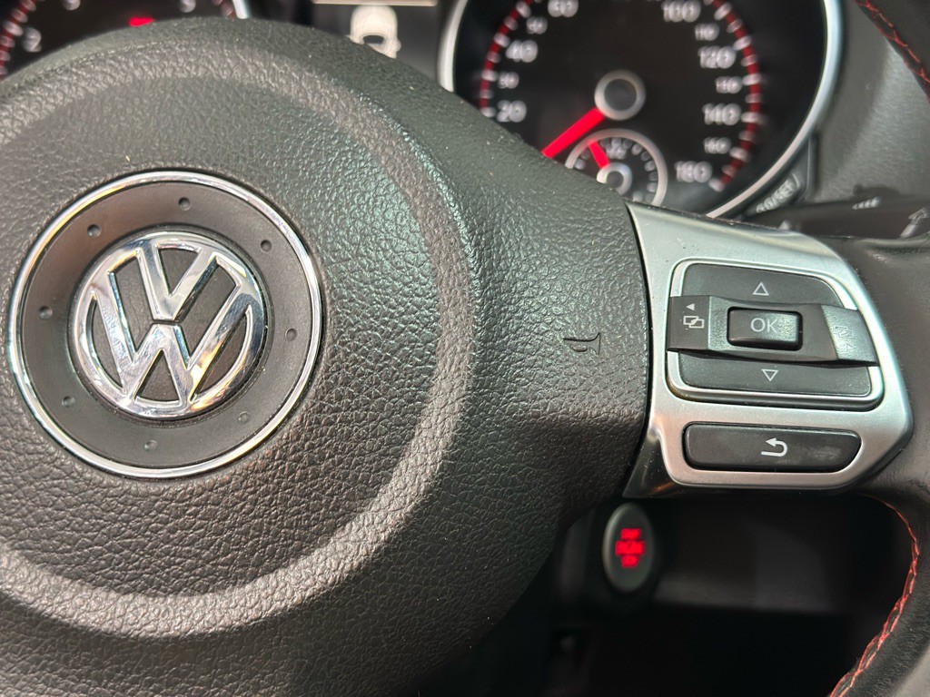 2012 Volkswagen GTI Image 33
